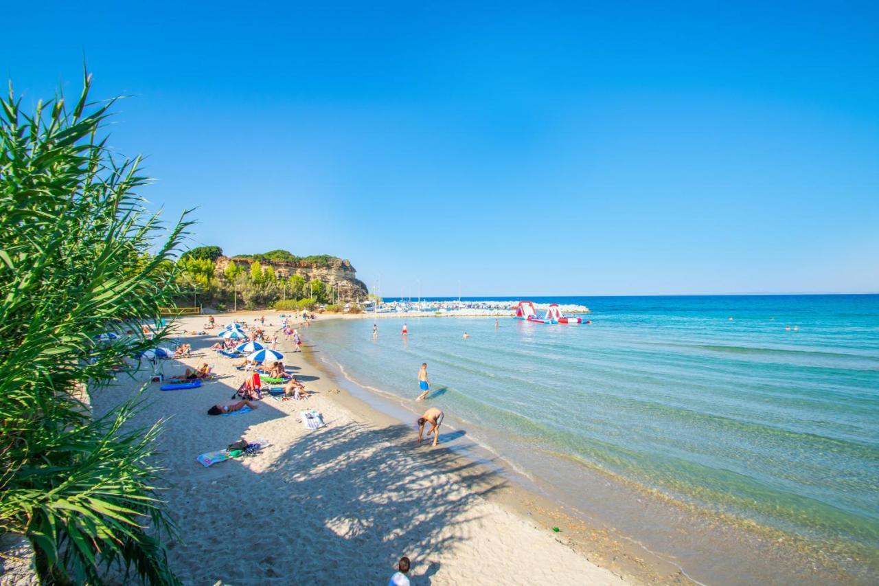 Paradiso Del Mare On The Beach By "Elite" Planos  Exterior photo