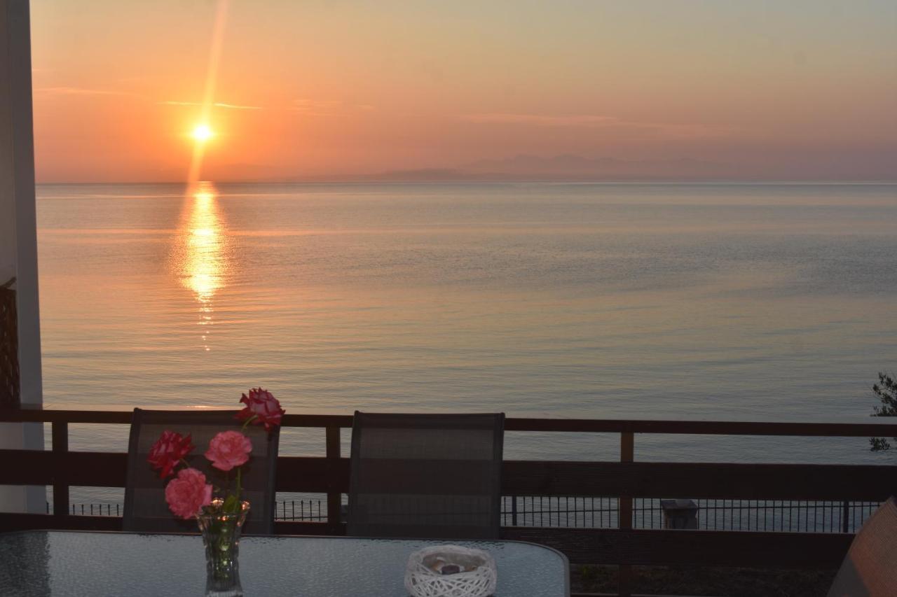Paradiso Del Mare On The Beach By "Elite" Planos  Exterior photo